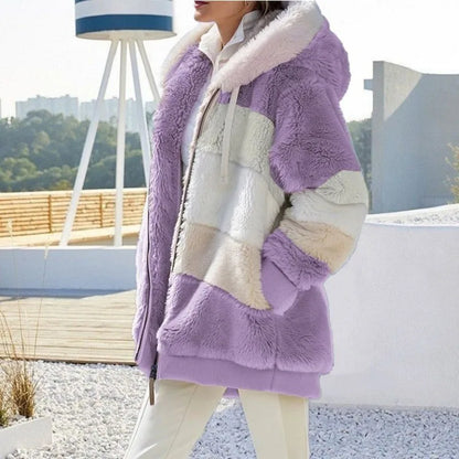 Manteau à capuche effet fourrure femme