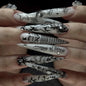 Faux ongles à presser style gothique sombre, avec motifs artistiques, polices anglaises, cœurs et chiffres, longs et pointus, pour manucure