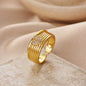 Bague ajustable géométrique en zircon – Plaqué or 18 carats