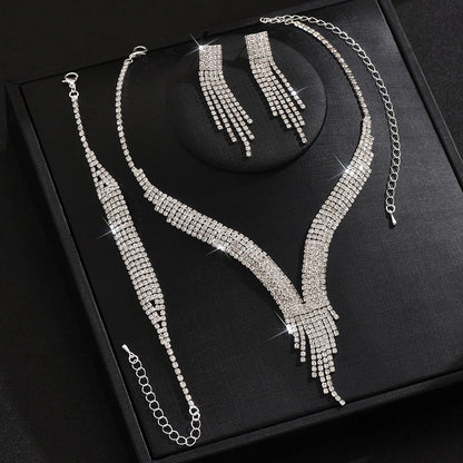 Ensemble de trois pièces de luxe avec strass, gouttelette d'eau, collier, boucles d'oreilles, Bracelet, chaîne de clavicule, accessoires, cadeau, 4 pièces